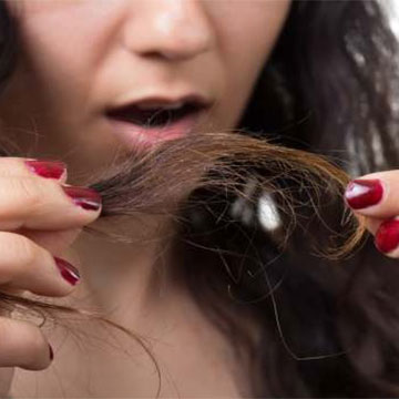 Split Ends are Weakening your Hair Strands. Find out Ways to Protect Your Hair.