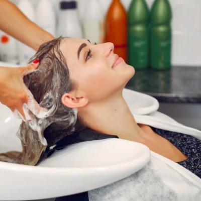 A Beginner's Guide on How to Choose the Right Hair Care Routine for Your Hair